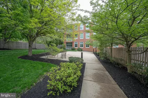 Exterior - 123 Iron Works Way, Wayne, PA 19087 photo 5 of 6