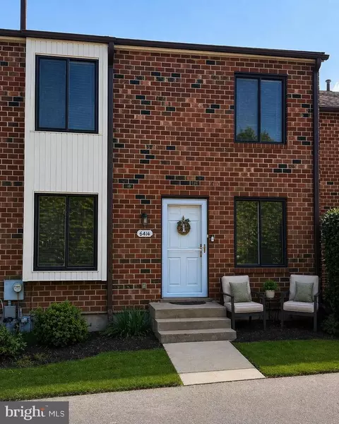 6414 Hilltop Dr #68, Brookhaven, PA 19015