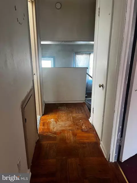 Entry Way - 165 Ervin Ave, Linwood, PA 19061 photo 3 of 3