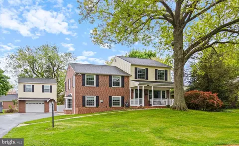 108 Canterbury Dr, Wallingford, PA 19086