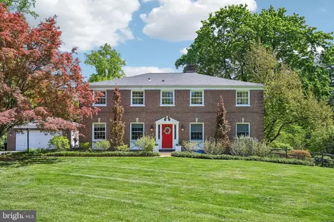 263 S Roberts Rd, Bryn Mawr, PA 19010