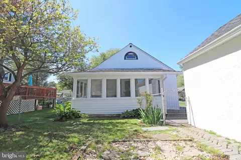 Exterior - 117 Walnut Rd, Wallingford, PA 19086 photo 4 of 4