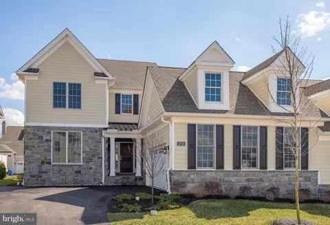 3720 Rose Trader Ln, Newtown Square, PA 19073