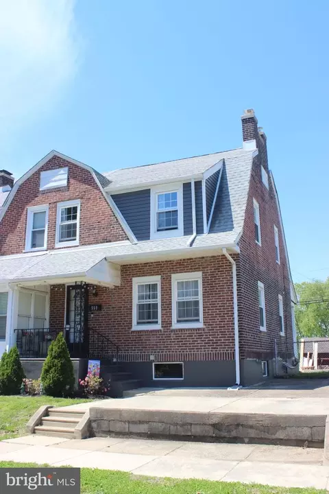 559 Saude Ave, Essington, PA 19029