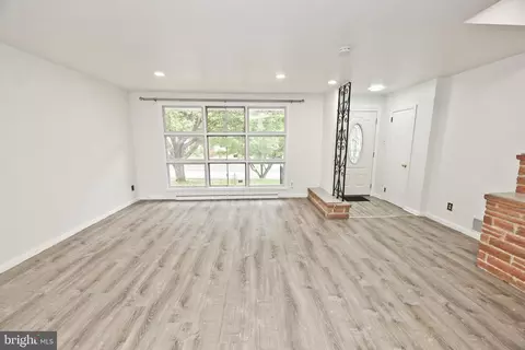 Living - 50 Eldon Ave, Lansdowne, PA 19050 photo 5 of 9
