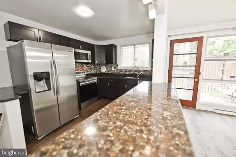 Kitchen - 50 Eldon Ave, Lansdowne, PA 19050 photo 4 of 4