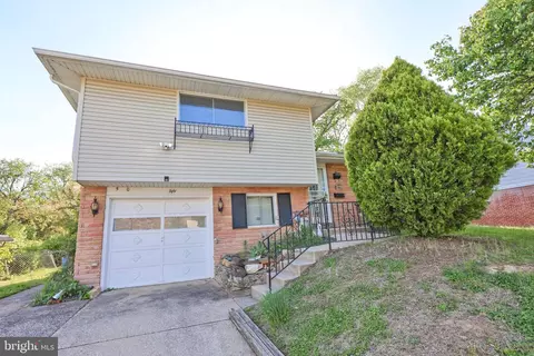 Exterior - 50 Eldon Ave, Lansdowne, PA 19050 photo 4 of 8