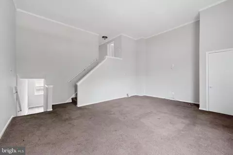 Living - 151 Chadwick Ave, Marcus Hook, PA 19061 photo 2 of 2