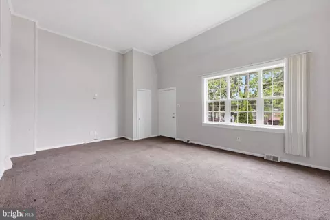 Living - 151 Chadwick Ave, Marcus Hook, PA 19061 photo 1 of 2