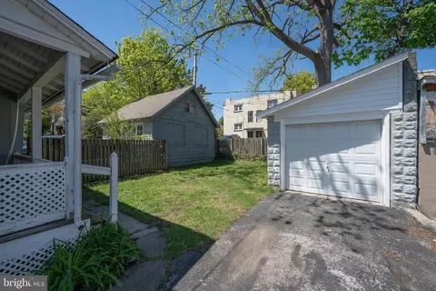 Exterior - 104 Owens Ln, Wayne, PA 19087 photo 5 of 5