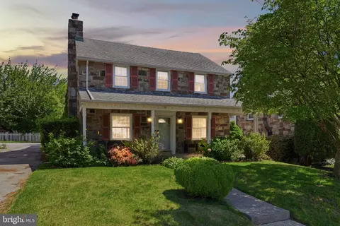 525 Broadview Rd, Darby, PA 19082