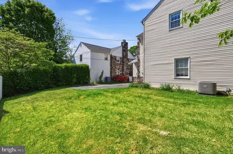 Exterior - 525 Broadview Rd, Darby, PA 19082 photo 6 of 6