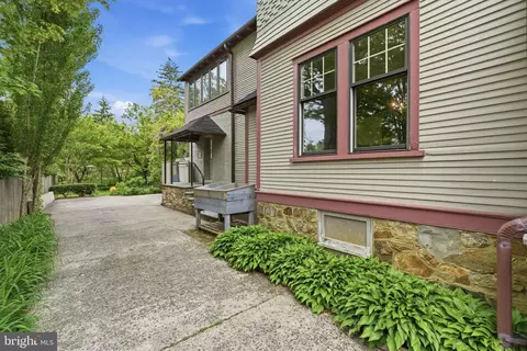 Exterior - 404 Oak Ln, Wayne, PA 19087 photo 21 of 21