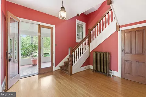 Entry Way - 404 Oak Ln, Wayne, PA 19087 photo 1 of 7