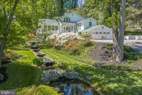 15 Paper Mill Rd, Newtown Square, PA 19073