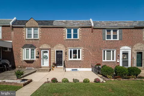 330 Gramercy Dr, Clifton Heights, PA 19018