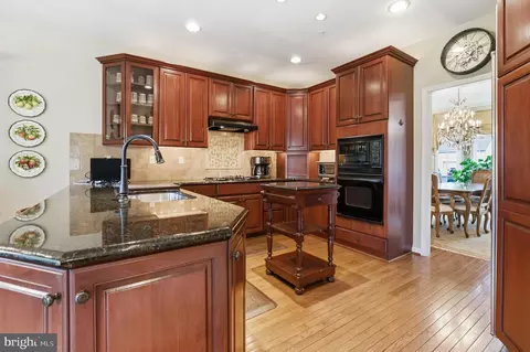Kitchen - 10 Riders Run, Newtown Square, PA 19073 photo 1 of 4
