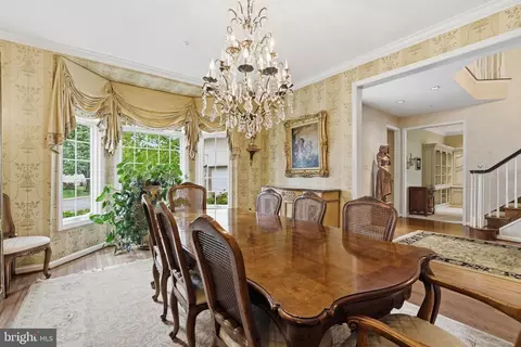 Dining - 10 Riders Run, Newtown Square, PA 19073 photo 1 of 6