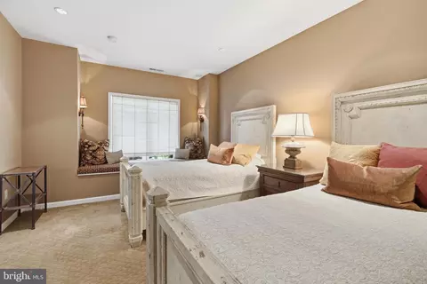 Bedroom - 10 Riders Run, Newtown Square, PA 19073 photo 7 of 10