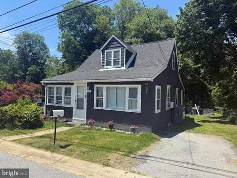 1628 Cherry St, Boothwyn, PA 19061
