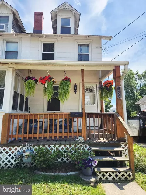336 Springfield Rd, Aldan, PA 19018