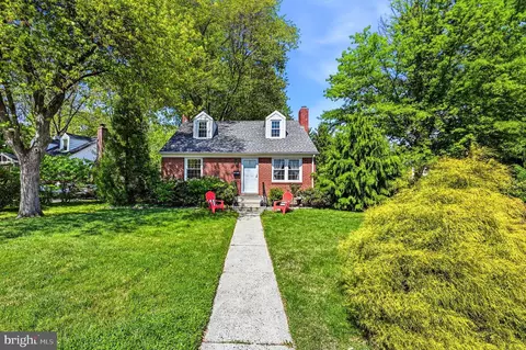 345 Haverford Pl, Swarthmore, PA 19081