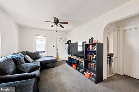 Entry Way - 3 Norwood Dr, Marcus Hook, PA 19061 photo 1 of 6