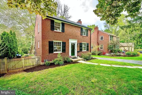Exterior - 305 Eagle Rd, Wayne, PA 19087 photo 8 of 13
