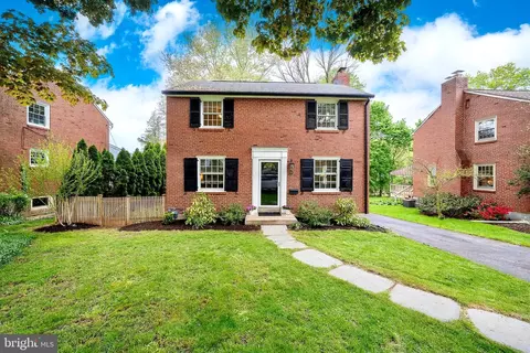 305 Eagle Rd, Wayne, PA 19087