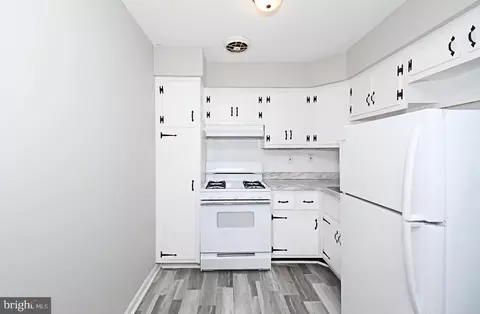 Kitchen - 356 Beverly Blvd, Darby, PA 19082 photo 6 of 8