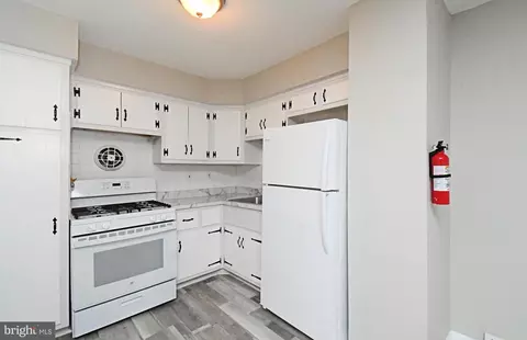 Kitchen - 356 Beverly Blvd, Darby, PA 19082 photo 2 of 8