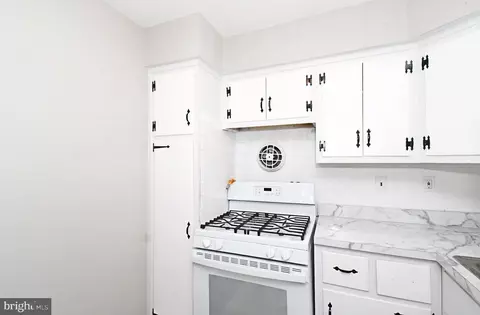 Kitchen - 356 Beverly Blvd, Darby, PA 19082 photo 4 of 8