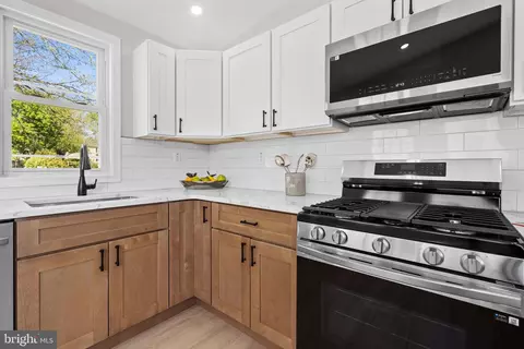 Kitchen - 346 Morris Rd, Wayne, PA 19087 photo 2 of 2