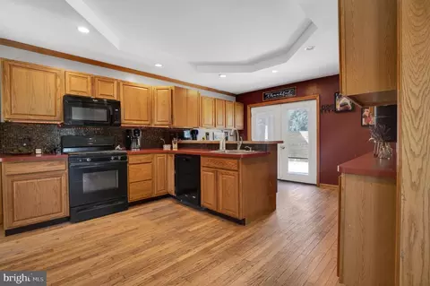 1303 Okiola Ave, Boothwyn, PA 19061