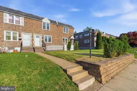 119 N N Bishop Ave, Clifton Heights, PA 19018