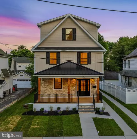 25 Oak Ln, Havertown, PA 19083