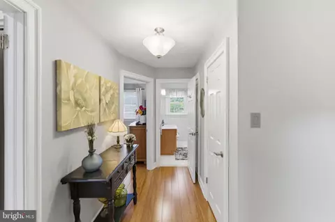 Entry Way - 447 Maddock Rd, Springfield, PA 19064 photo 1 of 3
