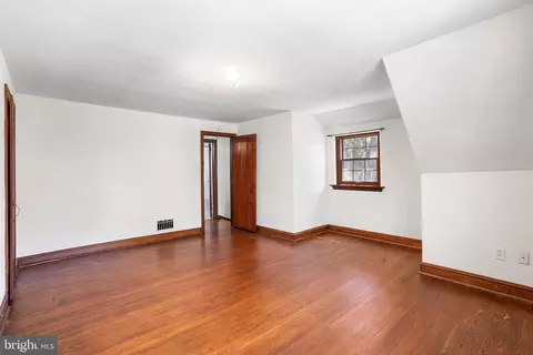 Bedroom - 217 E Thomson Ave, Springfield, PA 19064 photo 3 of 5