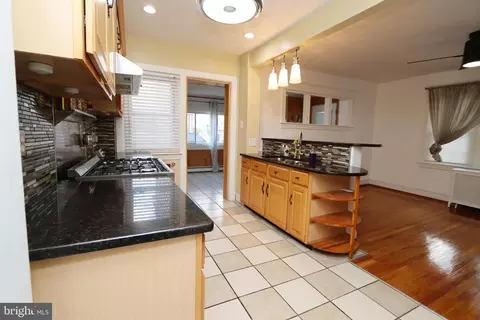Entry Way - 7206 Spruce St, Darby, PA 19082 photo 1 of 5
