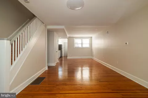 562 Millbank Rd, Upper Darby, PA 19082