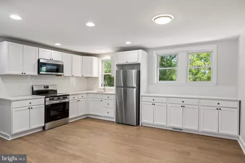 220 Houston St, Chester, PA 19013