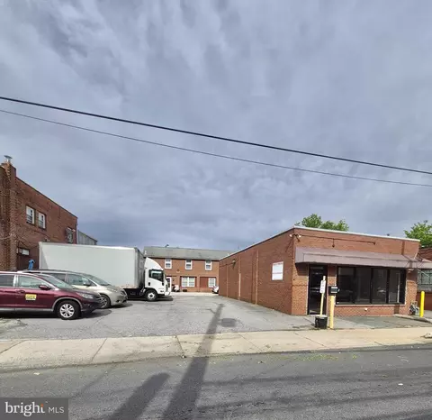 230 Holmes Rd, Holmes, PA 19043