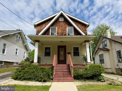 1404 Elmwood Ave, Sharon Hill, PA 19079