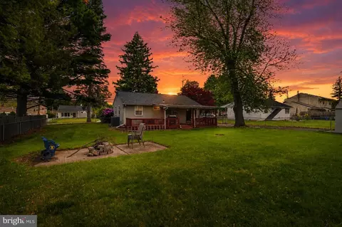 2112 Bridgewater Rd, Aston, PA 19014
