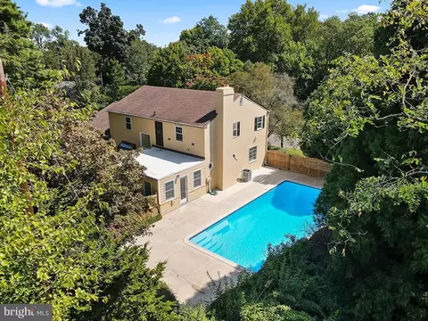 903 Penn Vly, Media, PA 19063