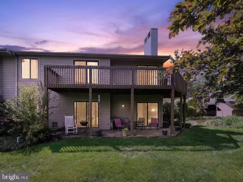 1009 Pritchard Pl, Newtown Square, PA 19073