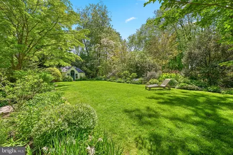Exterior - 322 Conestoga Rd, Wayne, PA 19087 photo 5 of 8