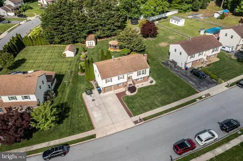 View/Area - 2202 Briarcliff Ave, Boothwyn, PA 19061 photo 1 of 16