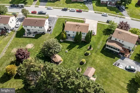 View/Area - 2202 Briarcliff Ave, Boothwyn, PA 19061 photo 6 of 16