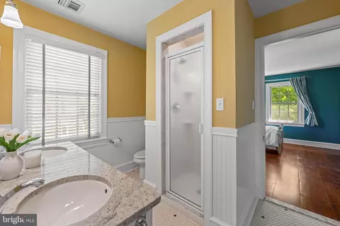 Bath - 230 S Wayne Ave, Wayne, PA 19087 photo 6 of 9